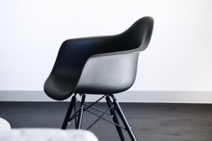 Kneeler – a healthier substitute for an office chair